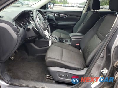 Zdjęcie 7 z 12 samochodu: 2017 NISSAN ROGUE SV VIN:KNMAT2MV8HP524206 - miniatura