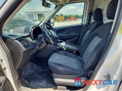 Zdjęcie 7 z 13 samochodu: 2017 RAM PROMASTER CITY VIN:ZFBERFAB5H6F47472 - miniatura