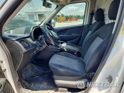 Zdjęcie 7 z 13 samochodu: 2017 RAM PROMASTER CITY VIN:ZFBERFAB5H6F47472 - miniatura