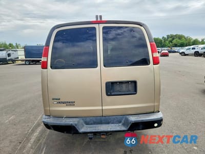 Zdjęcie 6 z 12 samochodu: 2010 CHEVROLET EXPRESS G3500 LS VIN:1GA2GZDG8A1164830 - miniatura