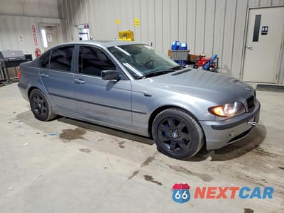 Czwarte zdjęcie samochodu z boku: 2004 BMW 325 XI VIN:WBAEU33464PF62671 - miniatura