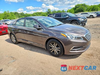 Czwarte zdjęcie samochodu z boku: 2017 HYUNDAI SONATA SE VIN:5NPE24AF9HH457625 - miniatura