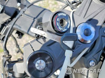 Zdjęcie 8 z 9 samochodu: 2025 KAWASAKI ZX636 K VIN:JKBZXJJ19SA026714 - miniatura