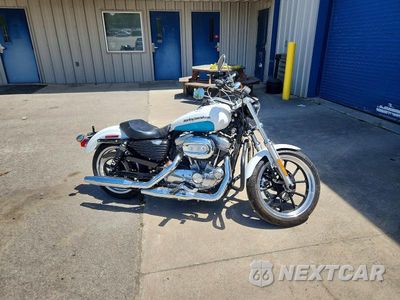 2017 HARLEY-DAVIDSON XL883 SUPERLOW 1HD4CR216HC437965 - główne zdjęcie licytacji z USA - miniatura