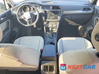 Zdjęcie 8 z 13 samochodu: 2018 VOLKSWAGEN TIGUAN SE VIN:3VV3B7AXXJM205529 - miniatura