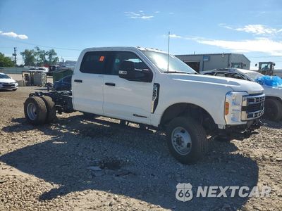 Czwarte zdjęcie samochodu z boku: 2025 FORD F350 SUPER DUTY VIN:1FT8W3DT6SEC97983 - miniatura