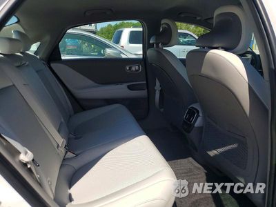 Zdjęcie 10 z 12 samochodu: 2024 HYUNDAI IONIQ 6 SEL VIN:KMHM34AC6RA075720 - miniatura
