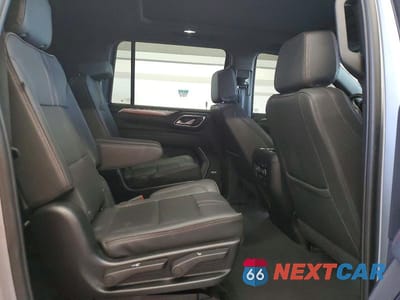 Zdjęcie 11 z 14 samochodu: 2024 CHEVROLET SUBURBAN K1500 RST VIN:1GNSKEKT0RR134501 - miniatura