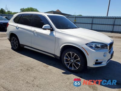 Czwarte zdjęcie samochodu z boku: 2018 BMW X5 XDRIVE35I VIN:5UXKR0C54JL072923 - miniatura