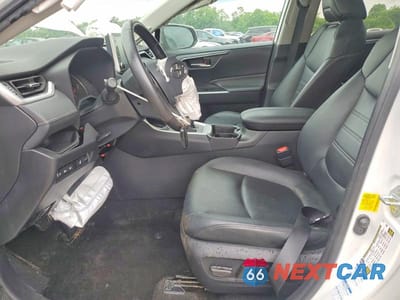 Zdjęcie 7 z 13 samochodu: 2021 TOYOTA RAV4 XLE PREMIUM VIN:2T3A1RFV7MW170009 - miniatura