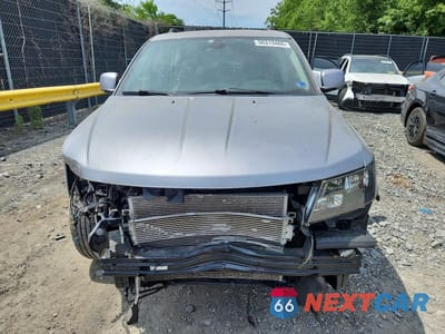 Piąte zdjęcie samochodu w środku: 2019 DODGE JOURNEY SE VIN:3C4PDCBB4KT681269 - miniatura