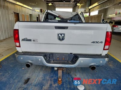 Zdjęcie 6 z 12 samochodu: 2015 RAM 1500 SLT VIN:1C6RR7LTXFS516429 - miniatura