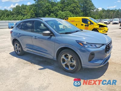 Czwarte zdjęcie samochodu z boku: 2024 FORD ESCAPE ST LINE VIN:1FMCU9MN6RUB05560 - miniatura
