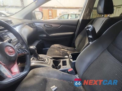 Zdjęcie 7 z 13 samochodu: 2018 NISSAN QASHQAI S VIN:JN1BJ1CR5JW210309 - miniatura