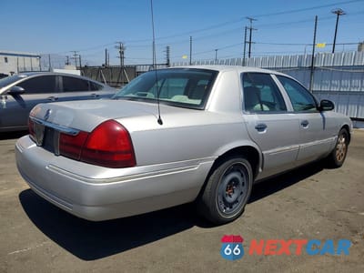 Trzecie zdjęcie samochodu z tyłu: 2005 MERCURY GRAND MARQUIS LS VIN:2MEHM75W45X632133 - miniatura