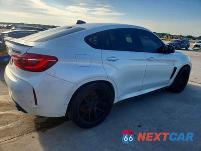 Trzecie zdjęcie samochodu z tyłu: 2015 BMW X6 M VIN:5YMKW8C54F0G93798 - miniatura