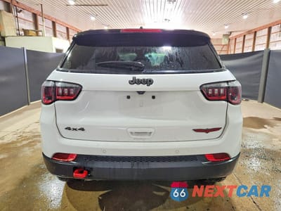 Zdjęcie 6 z 13 samochodu: 2025 JEEP COMPASS TRAILHAWK VIN:3C4NJDDNXST556564 - miniatura