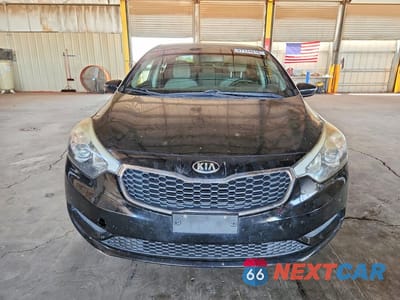 Piąte zdjęcie samochodu w środku: 2014 KIA FORTE LX VIN:KNAFX4A63E5082040 - miniatura