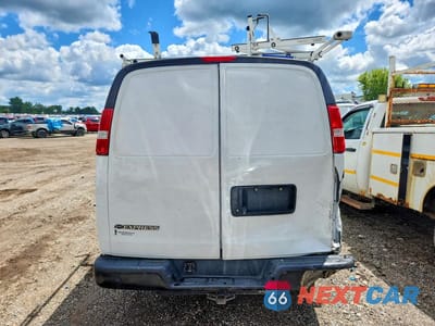Zdjęcie 6 z 13 samochodu: 2018 CHEVROLET EXPRESS G3500 VIN:1GCZGGFG5J1251138 - miniatura