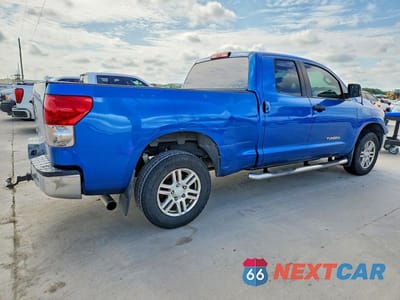 Trzecie zdjęcie samochodu z tyłu: 2008 TOYOTA TUNDRA GRADE VIN:5TFRU54138X008382 - miniatura