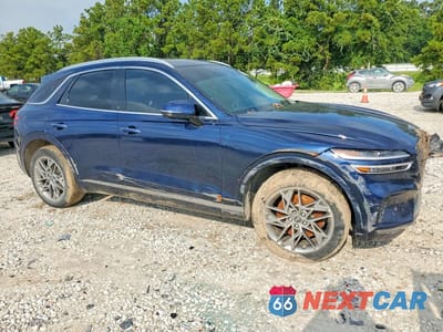 Czwarte zdjęcie samochodu z boku: 2023 GENESIS GV70 2.5T STANDARD VIN:KMUMADTB0PU098286 - miniatura