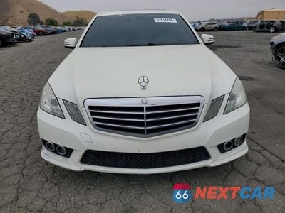 Piąte zdjęcie samochodu w środku: 2010 MERCEDES-BENZ E 350 VIN:WDDHF5GB2AA212759 - miniatura