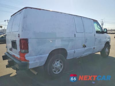 Trzecie zdjęcie samochodu z tyłu: 2013 FORD ECONOLINE E250 VAN VIN:1FTNE2EW5DDA21425 - miniatura