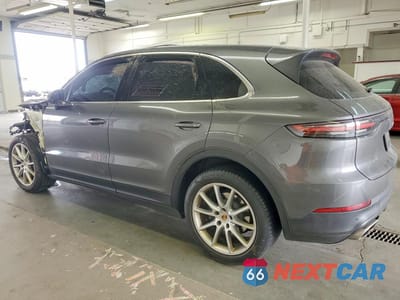 Drugie zdjęcie samochodu z przodu: 2020 PORSCHE CAYENNE VIN:WP1AA2AY2LDA08176 - miniatura