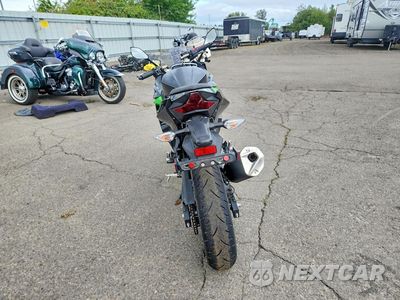 Czwarte zdjęcie samochodu z boku: 2023 KAWASAKI NINJA 400 VIN:JKAEXKH12PDAN4961 - miniatura