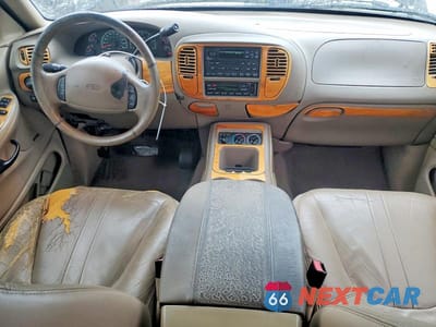Zdjęcie 8 z 14 samochodu: 2002 FORD EXPEDITION EDDIE BAUER VIN:1FMRU17L42LA37003 - miniatura