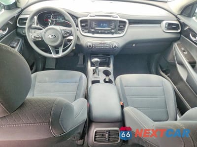 Zdjęcie 8 z 13 samochodu: 2018 KIA SORENTO LX V6 VIN:5XYPG4A53JG404644 - miniatura