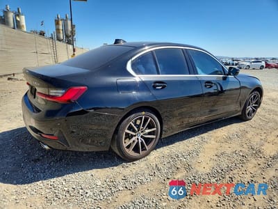 Trzecie zdjęcie samochodu z tyłu: 2021 BMW 330E VIN:WBA5P7C07MFL06070 - miniatura