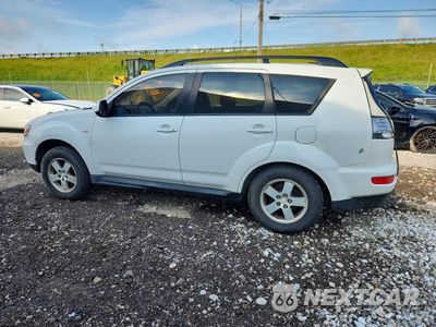 Drugie zdjęcie samochodu z przodu: 2010 MITSUBISHI OUTLANDER ES VIN:JA4AT2AWXAZ018216 - miniatura