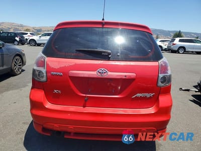 Zdjęcie 6 z 12 samochodu: 2005 TOYOTA COROLLA MATRIX XR VIN:2T1KR32E05C416636 - miniatura