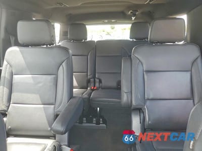 Zdjęcie 10 z 13 samochodu: 2023 CHEVROLET SUBURBAN C1500 LT VIN:1GNSCCKD7PR101468 - miniatura
