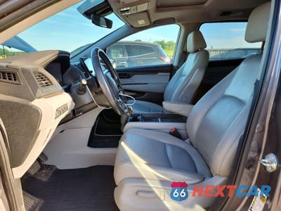 Zdjęcie 7 z 13 samochodu: 2018 HONDA ODYSSEY EXL VIN:5FNRL6H72JB029666 - miniatura