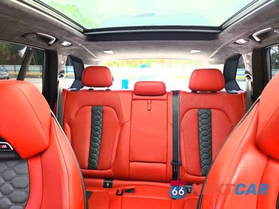 Zdjęcie 10 z 14 samochodu: 2021 BMW X5 M VIN:5YMJU0C08M9H76781 - miniatura