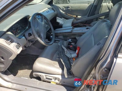 Zdjęcie 7 z 12 samochodu: 2000 HONDA ACCORD EX VIN:JHMCG6685YC005437 - miniatura