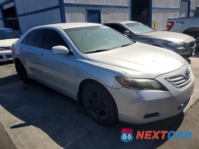 Czwarte zdjęcie samochodu z boku: 2009 TOYOTA CAMRY LE VIN:4T1BE46K19U278952 - miniatura
