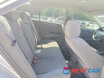 Zdjęcie 10 z 12 samochodu: 2005 TOYOTA CAMRY LE VIN:4T1BE32K35U631153 - miniatura