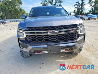Piąte zdjęcie samochodu w środku: 2021 CHEVROLET TAHOE K1500 Z71 VIN:1GNSKPKD2MR491059 - miniatura