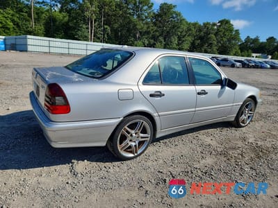 Trzecie zdjęcie samochodu z tyłu: 2000 MERCEDES-BENZ C 230 VIN:WDBHA24G3YA845996 - miniatura