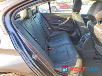 Zdjęcie 10 z 12 samochodu: 2013 BMW 328 I VIN:WBA3A5C58DF358171 - miniatura