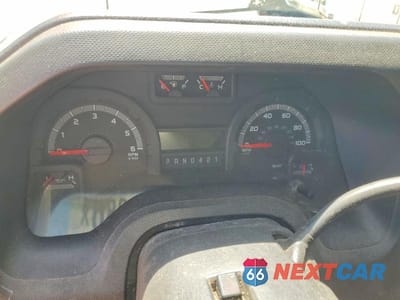 Zdjęcie 9 z 13 samochodu: 2019 FORD ECONOLINE E350 SUPER DUTY CUTAWAY VAN VIN:1FDWE3F69KDC63054 - miniatura