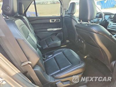 Zdjęcie 11 z 13 samochodu: 2020 FORD EXPLORER XLT VIN:1FMSK8DH8LGC87709 - miniatura