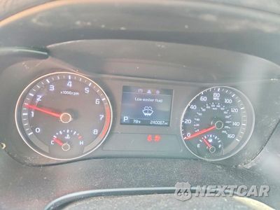 Zdjęcie 9 z 12 samochodu: 2019 KIA FORTE LXS VIN:3KPF24AD4KE103543 - miniatura
