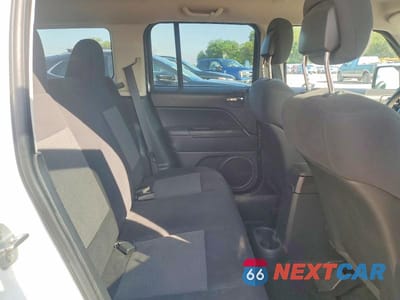 Zdjęcie 11 z 13 samochodu: 2011 JEEP PATRIOT SPORT VIN:1J4NT1GAXBD263510 - miniatura