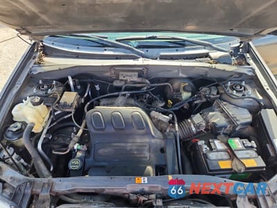 Zdjęcie 11 z 12 samochodu: 2003 FORD ESCAPE XLS VIN:1FMYU02133KB89034 - miniatura