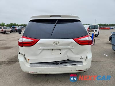 Zdjęcie 6 z 13 samochodu: 2016 TOYOTA SIENNA XLE 8-PASSENGER VIN:5TDYK3DC4GS702140 - miniatura