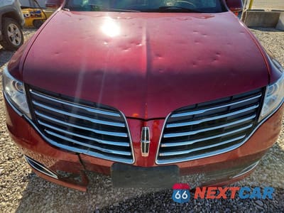 Zdjęcie 12 z 13 samochodu: 2018 LINCOLN MKT VIN:2LMHJ5AT7JBL00706 - miniatura
